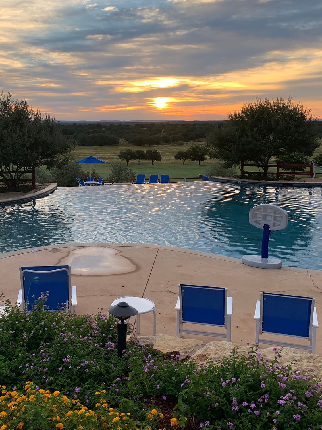 Pool-Sunrise